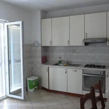 Apartmán Nena Tkon